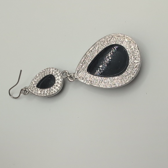 Elegant Black and Silver Toned Teardrop Focus Drop Dangle Hook Earrings - Picture 7 of 7